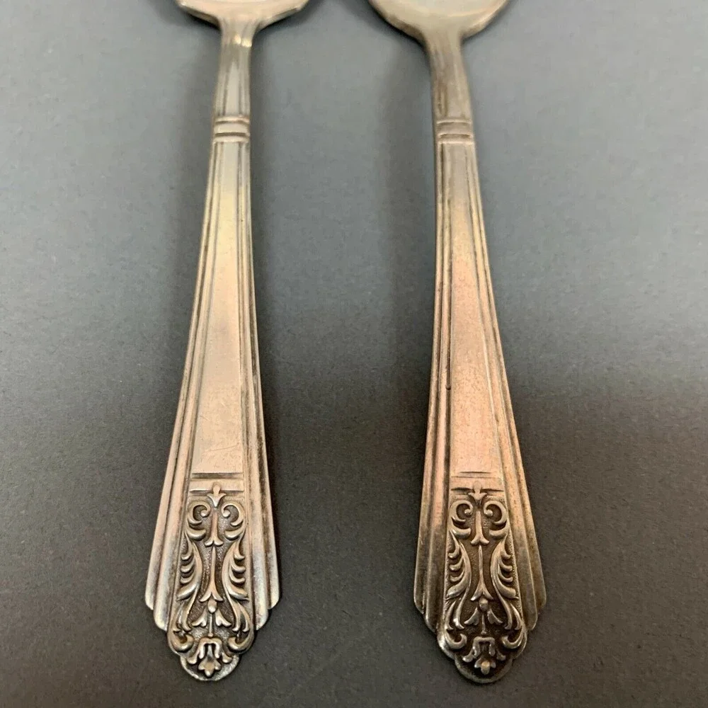 Royal‎ Saxony International Silver Plate Sugar and Oval Spoons Lot of 2
